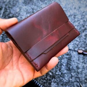 Carteira Artesanal de Couro Legítimo | Bari